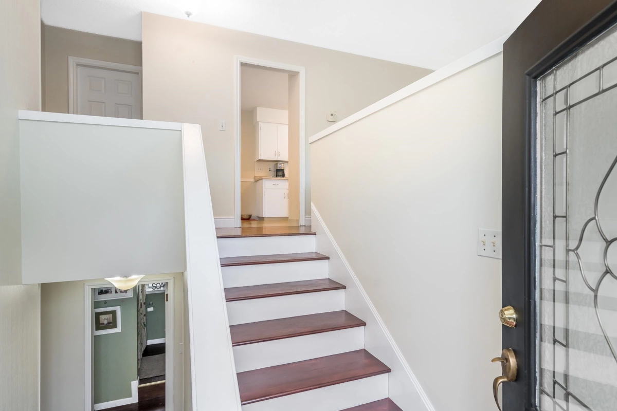 Living Room Photo of 46102 Griffin Drive, Chilliwack, BC