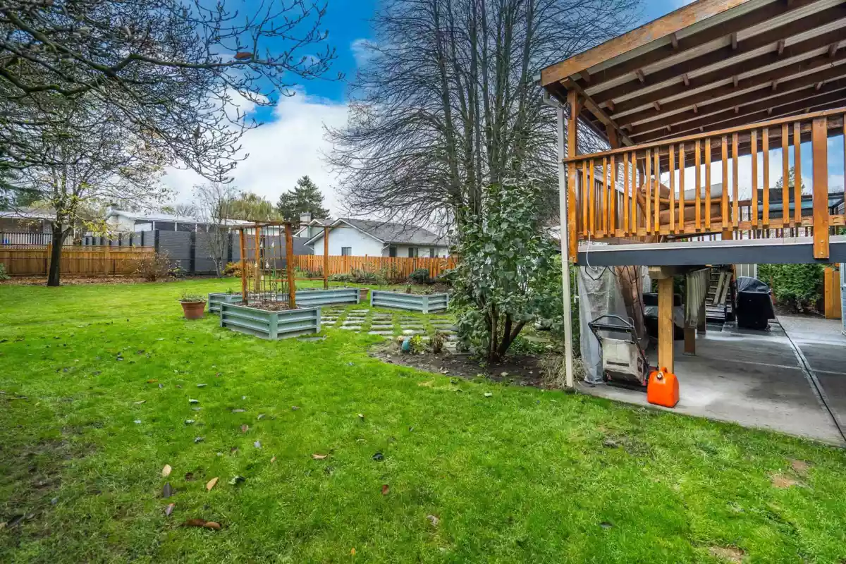 Outdoor Kitchen Photo of 46102 Griffin Drive, Chilliwack, BC