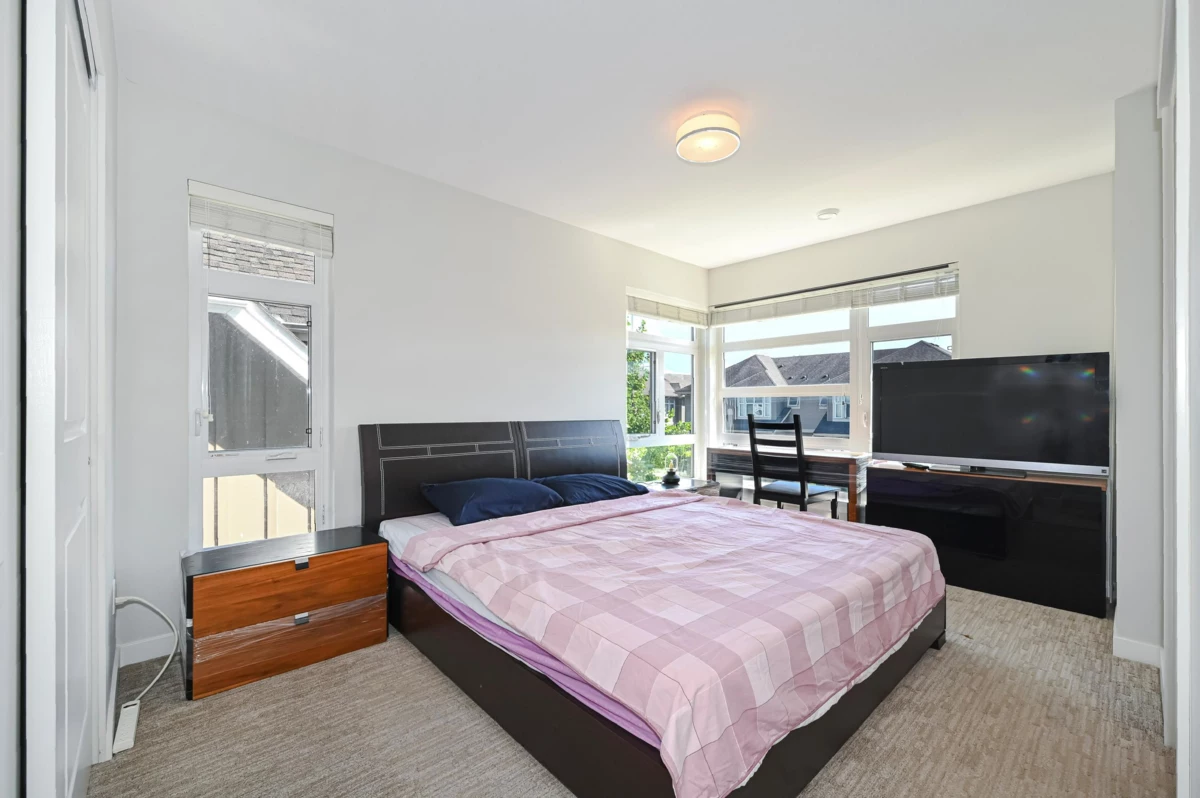 Entry Foyer Photo of 10 8377 Jones Road, Richmond, BC