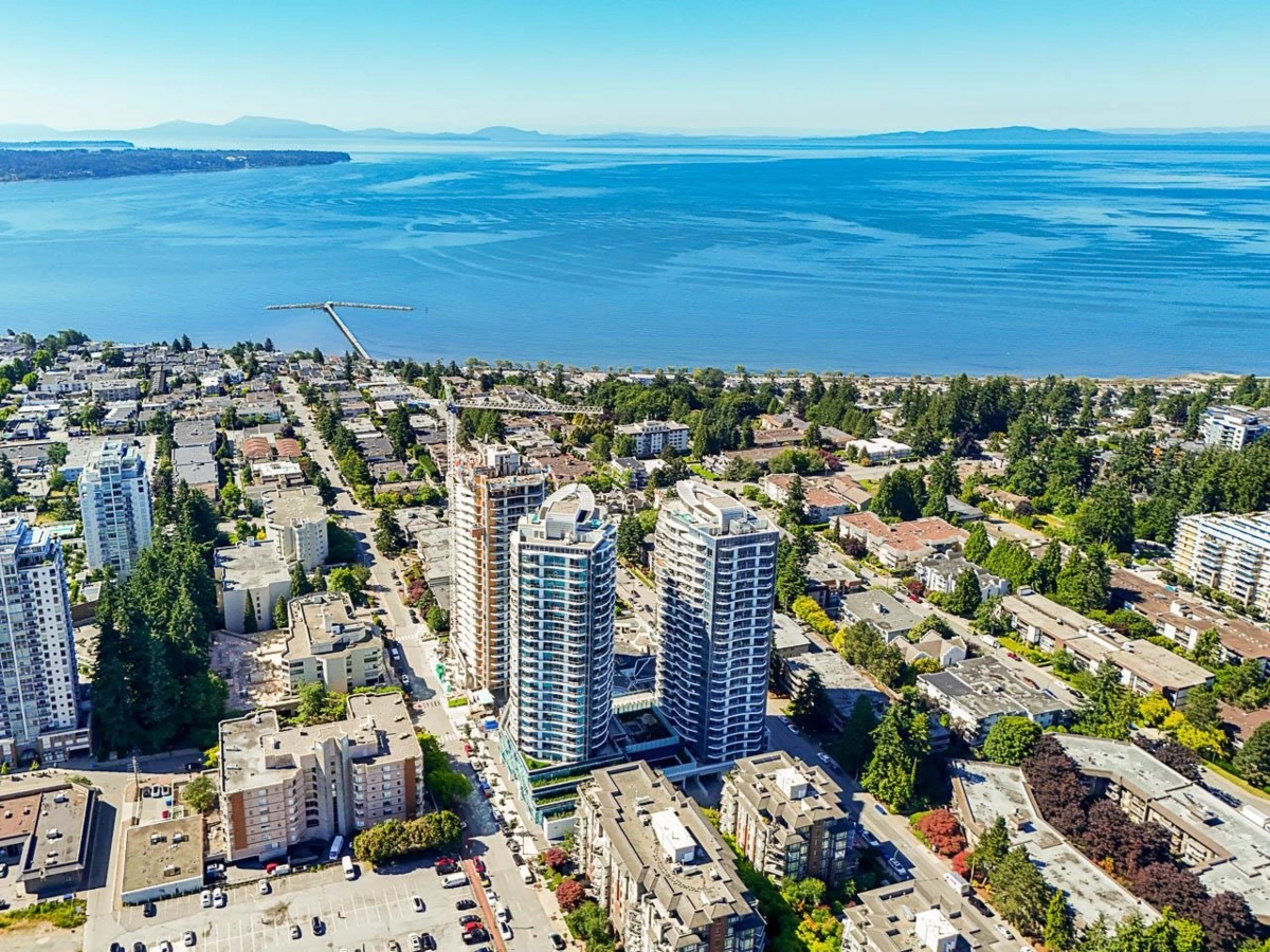 Exterior Rear Photo of 1805 1500 Martin Street, White Rock, BC