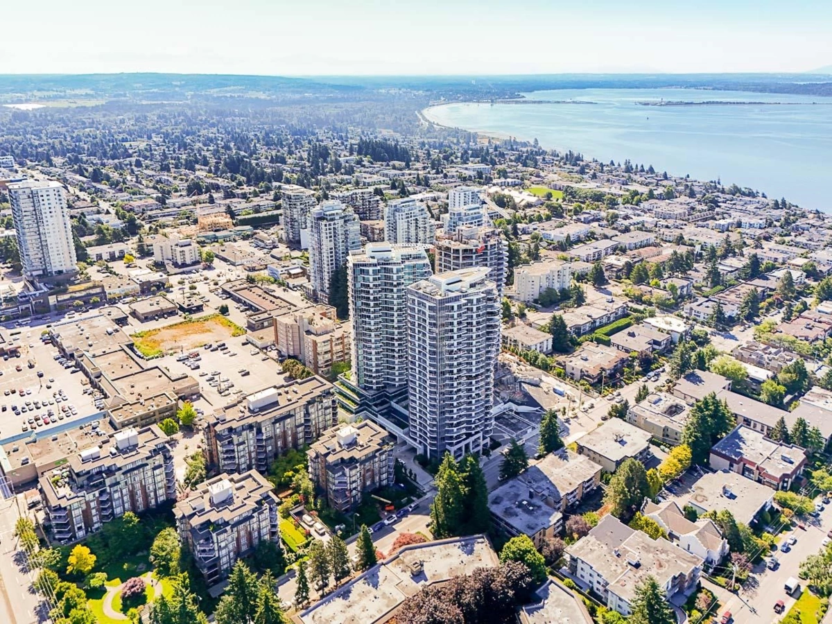 Garage Interior Photo of 1805 1500 Martin Street, White Rock, BC