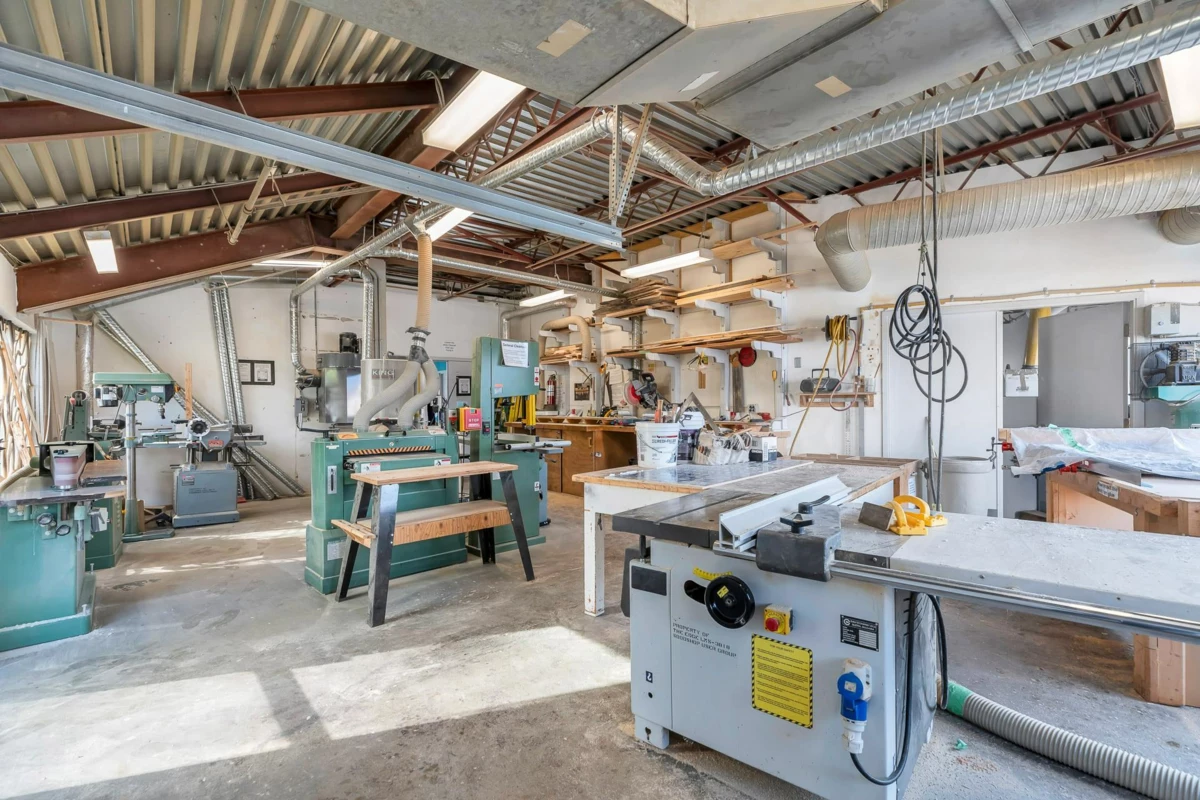 Swimming Pool Photo of 403 289 Alexander Street, Vancouver, BC