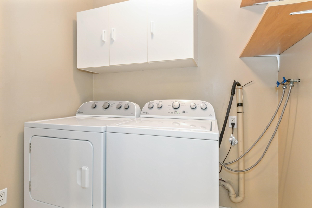 Powder Room Photo of 204 33478 Roberts Avenue, Abbotsford, BC