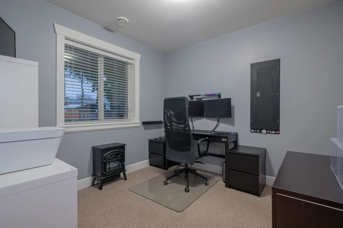 Entry Foyer Photo of 2 20256 98a Avenue, Langley, BC
