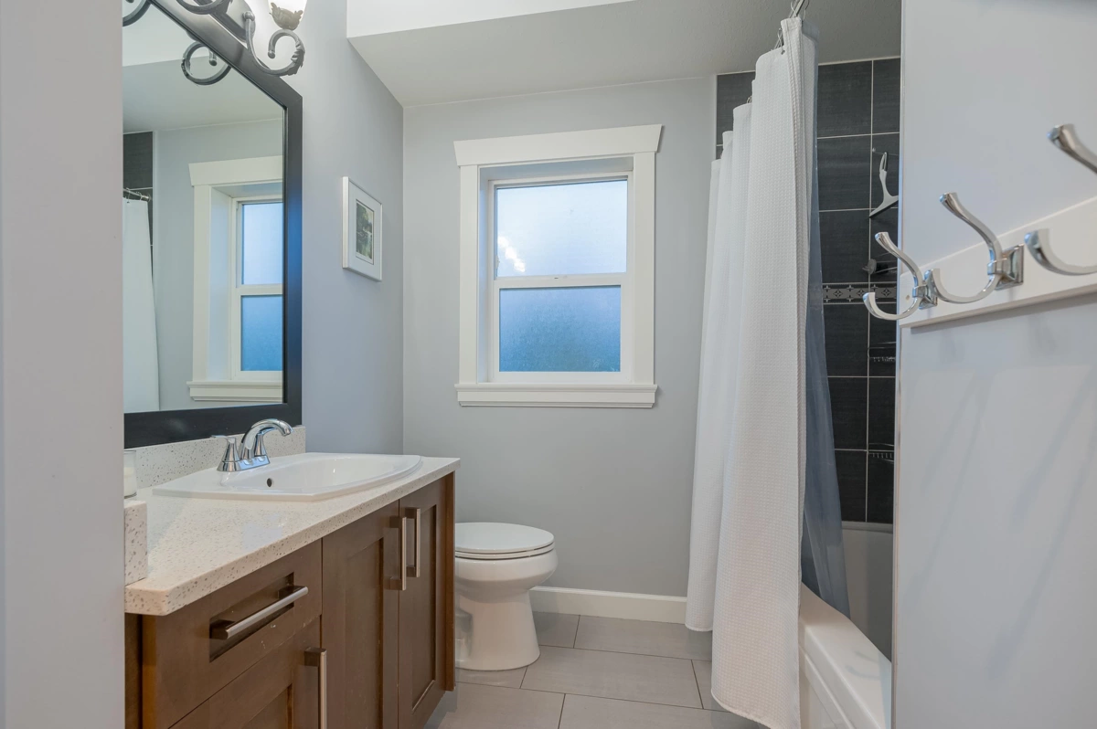 Mudroom Photo of 2 20256 98a Avenue, Langley, BC