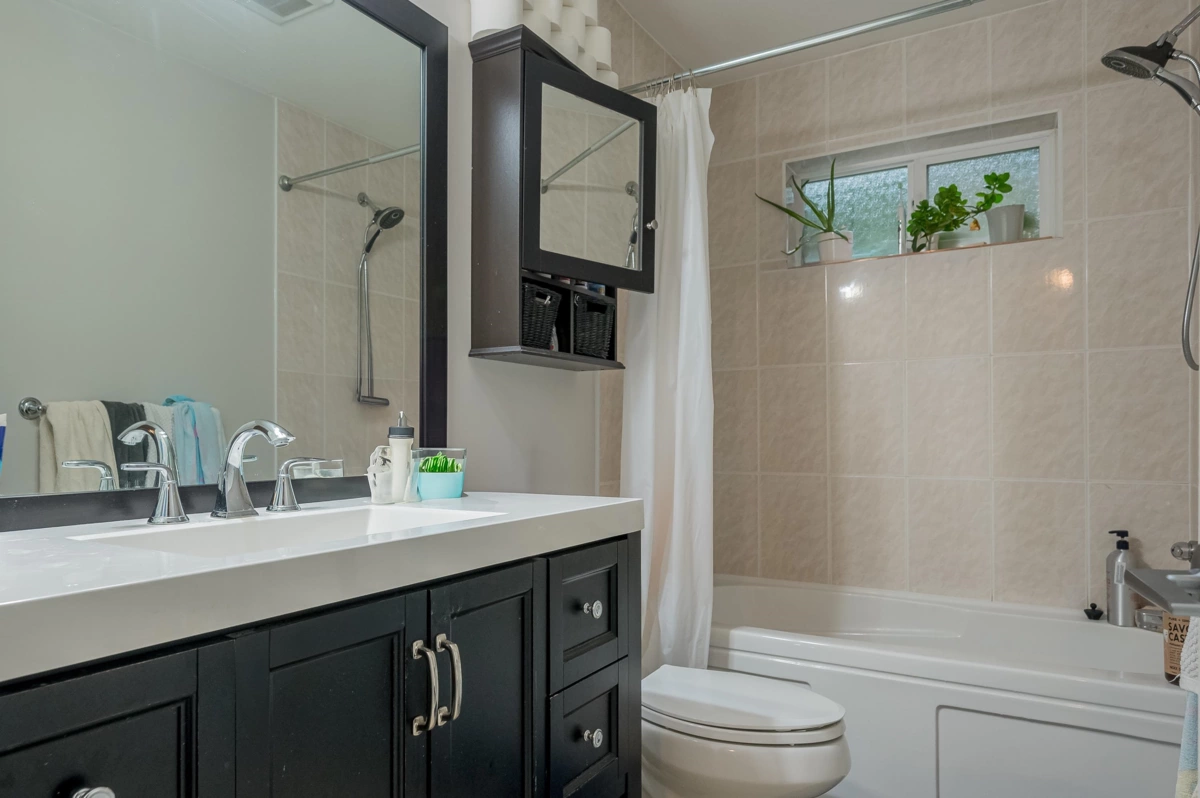 Swimming Pool Photo of 2 20256 98a Avenue, Langley, BC