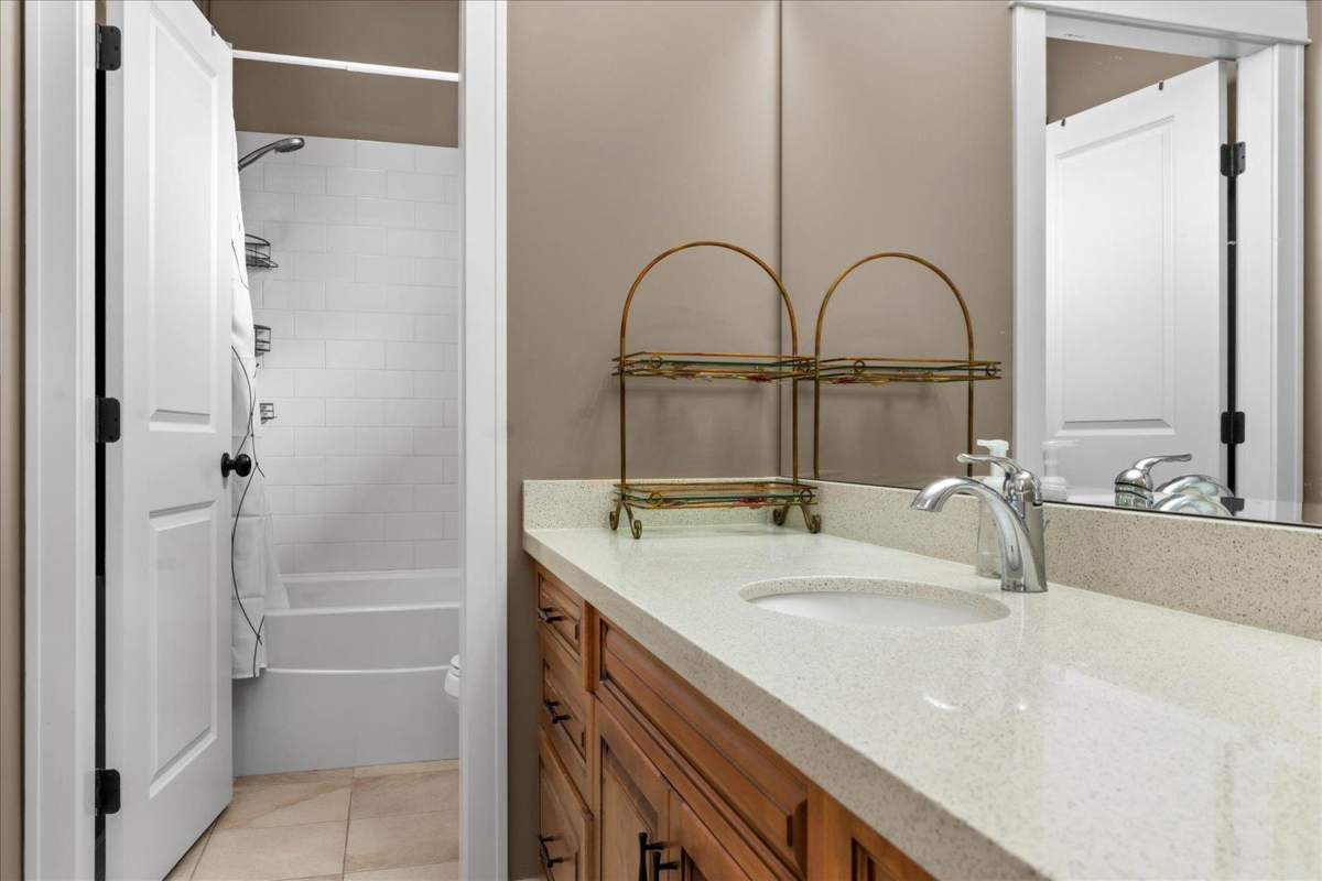 Outdoor Patio Photo of 2203 Riesling Drive, Abbotsford, BC