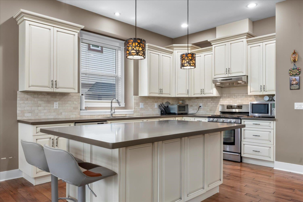 Primary Bathroom Photo of 2203 Riesling Drive, Abbotsford, BC