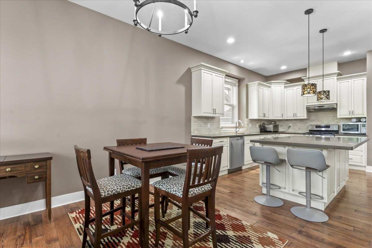 Primary Bedroom Photo of 2203 Riesling Drive, Abbotsford, BC