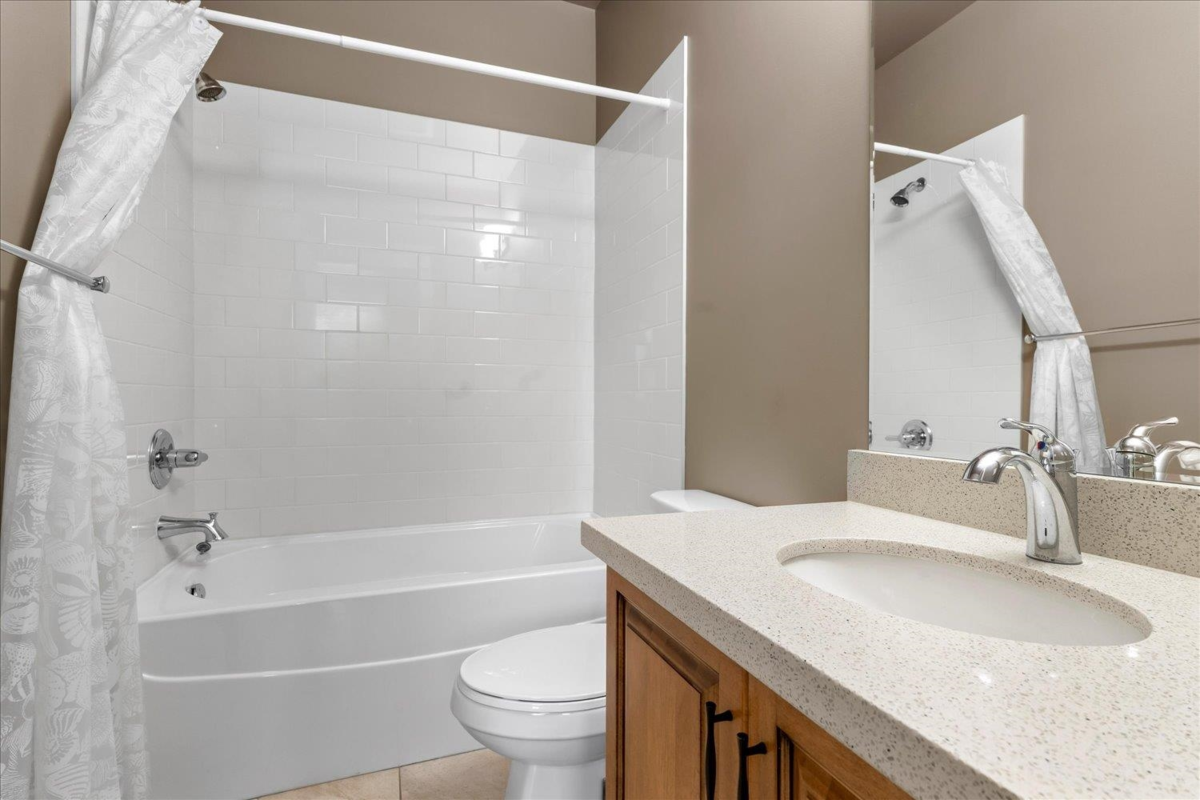 Staircase Photo of 2203 Riesling Drive, Abbotsford, BC