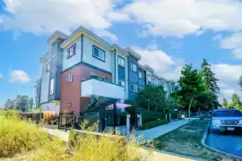 38 7247 140 Street, Surrey, BC