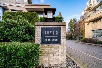 401 9262 University Crescent, Burnaby, BC, Burnaby — Apartment/Condo for sale