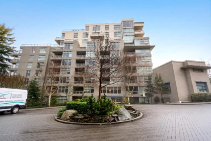 401 9262 University Crescent, Burnaby, BC, Burnaby — Apartment/Condo for sale
