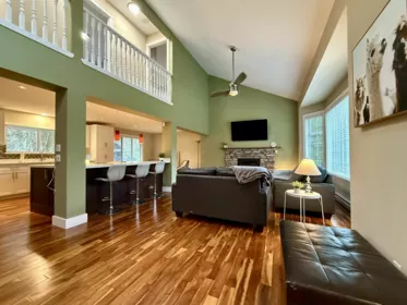 1510 Macdonald Place, Squamish, BC, Brackendale — 3 bed single family residence for sale