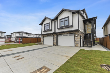 8588 Dunbar Way, Mission, BC, Mission — Half Duplex for sale