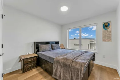Basement Recreation Room Photo of 1 12585 104a Avenue, Surrey, BC