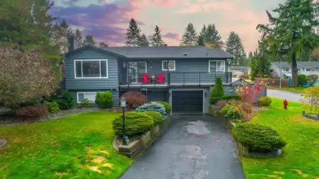 1096 Glade Court, Port Coquitlam, BC, Port Coquitlam — Single Family Residence for sale
