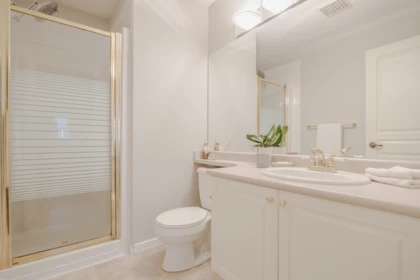 Basement Recreation Room Photo of 16 15432 16a Avenue, Surrey, BC