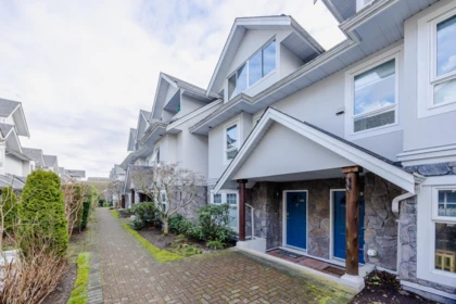 Community Amenities Photo (Clubhouse) of 16 15432 16a Avenue, Surrey, BC