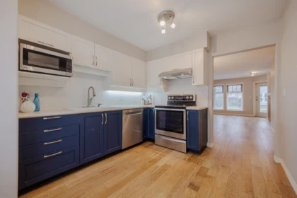 Kitchen Island Photo of 16 15432 16a Avenue, Surrey, BC
