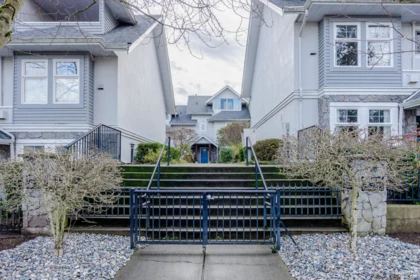 Neighborhood Park Photo Near 16 15432 16a Avenue, Surrey, BC