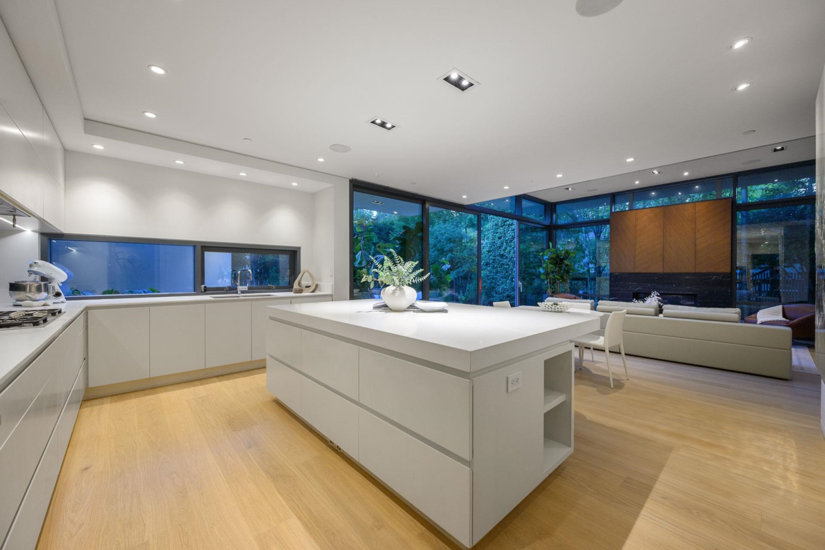 Dining Area Photo of 4988 Chancellor Boulevard, Vancouver, BC