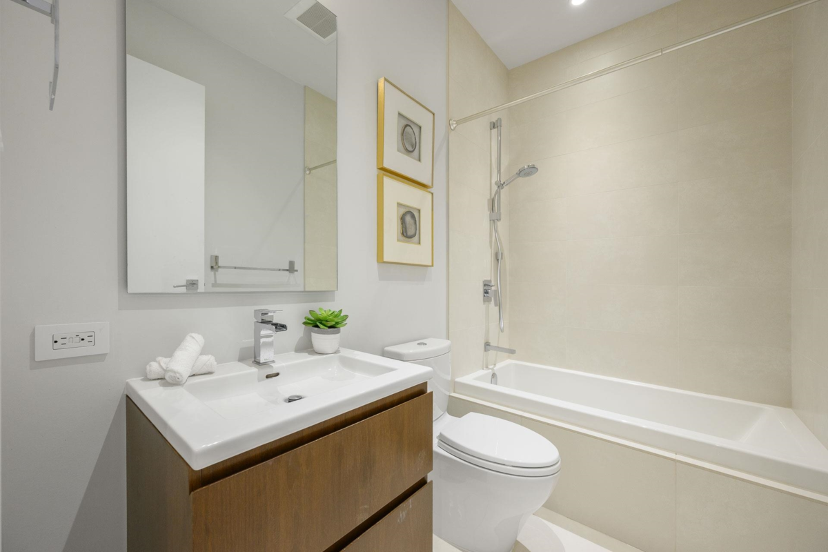 Garden / Landscaping Photo of 4988 Chancellor Boulevard, Vancouver, BC