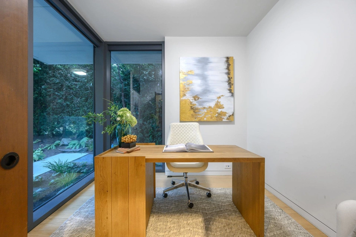 Primary Bathroom Photo of 4988 Chancellor Boulevard, Vancouver, BC