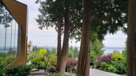 2222 Chairlift Road, West Vancouver, BC