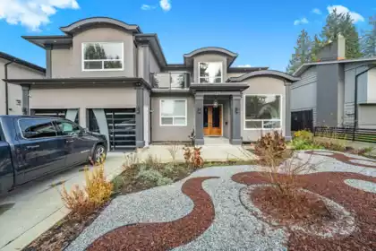 1211 Foster Avenue, Coquitlam, BC, Central Coquitlam — 7 bed single family residence for sale
