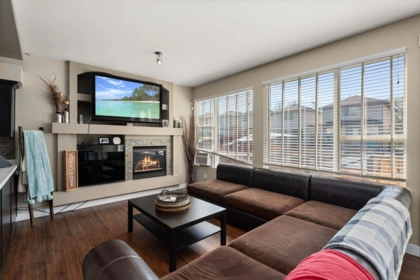 24280 102a Avenue, Maple Ridge, BC