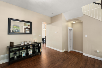 Powder Room Photo of 24280 102a Avenue, Maple Ridge, BC