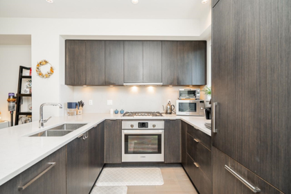 Breakfast Nook Photo of 5518 Oak Street, Vancouver, BC