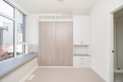 Powder Room Photo of 5518 Oak Street, Vancouver, BC
