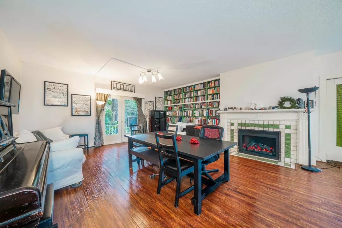 Dining Area Photo of 1989 W King Edward Avenue, Vancouver, BC