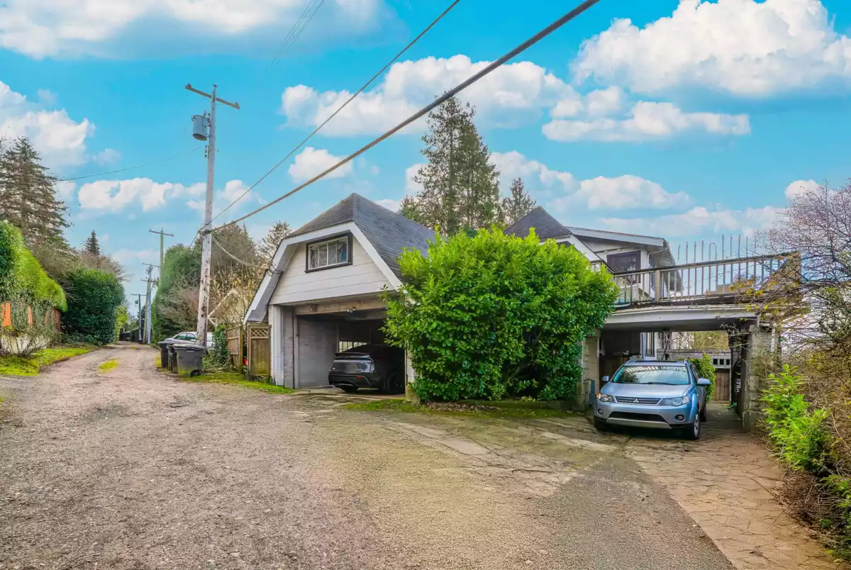 Fitness Center Photo Near 1989 W King Edward Avenue, Vancouver, BC