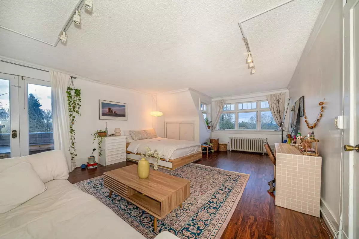 Mudroom Photo of 1989 W King Edward Avenue, Vancouver, BC