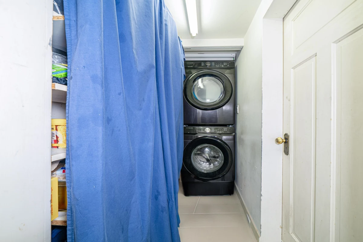 Office / Den Photo of 1989 W King Edward Avenue, Vancouver, BC