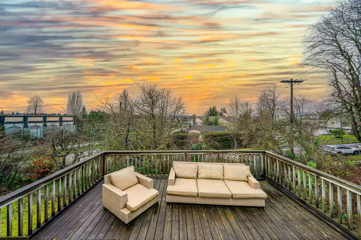 Outdoor Patio Photo of 1989 W King Edward Avenue, Vancouver, BC