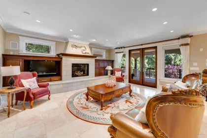 Breakfast Nook Photo of 13939 28 Avenue, Surrey, BC