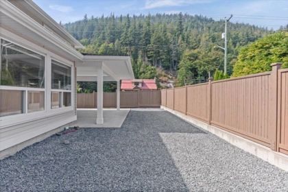 Outdoor Kitchen Photo of 853 Willow Place, Harrison Hot Springs, BC