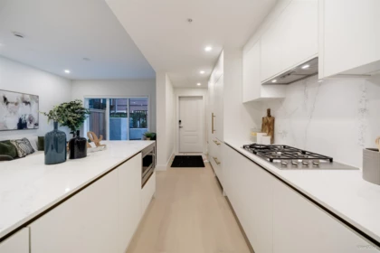 110 918 W 32rd Avenue, Vancouver, BC, Vancouver — Townhouse for sale