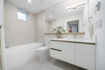 Mudroom Photo of 110 918 W 32rd Avenue, Vancouver, BC