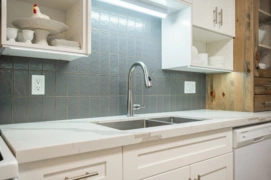 107 33375 Mayfair Avenue, Abbotsford, BC