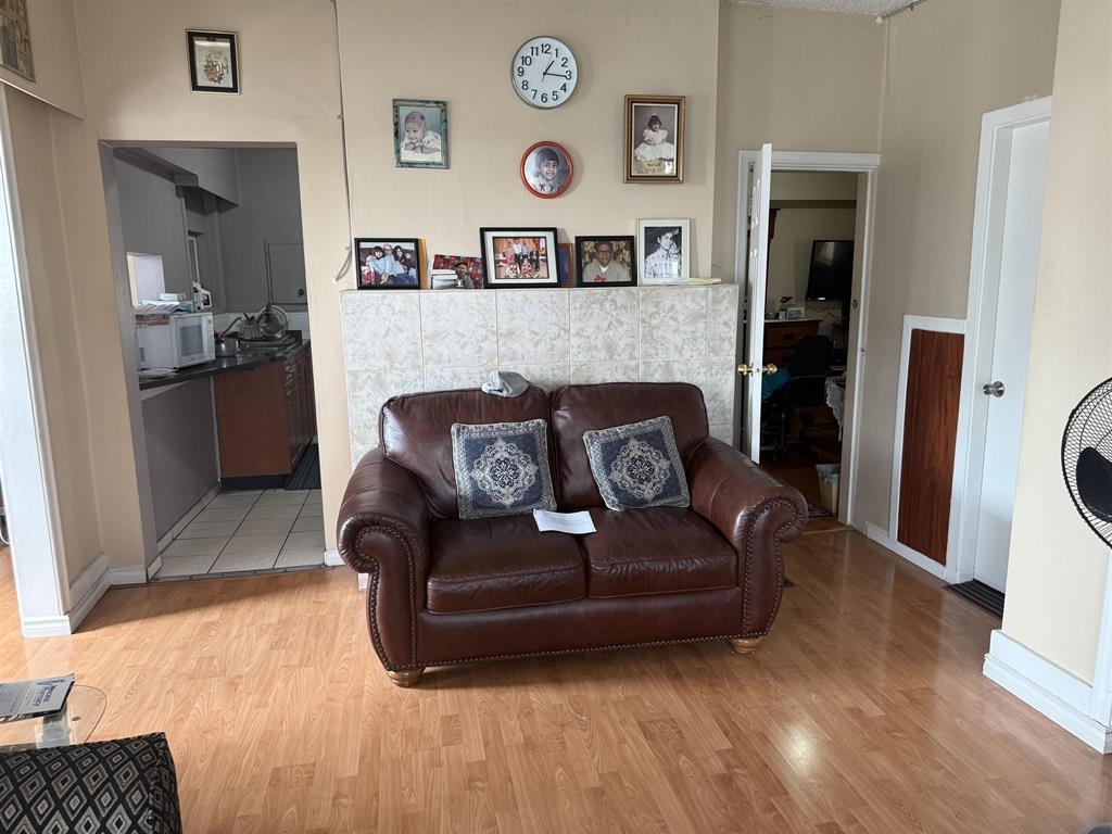 Living Room Photo of 8125 St. George Street, Vancouver, BC