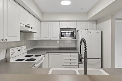 Breakfast Nook Photo of 308 2340 Hawthorne Avenue, Port Coquitlam, BC