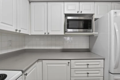 Kitchen Photo of 308 2340 Hawthorne Avenue, Port Coquitlam, BC