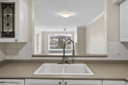 Pantry Photo of 308 2340 Hawthorne Avenue, Port Coquitlam, BC