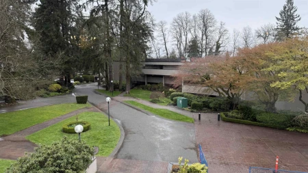 Swimming Pool Photo of 512 4900 Cartier Street, Vancouver, BC