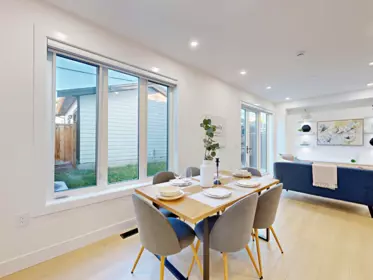 Powder Room Photo of 2 3425 Archimedes Street, Vancouver, BC